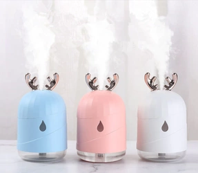 M2 X3/  Przenośny mini nawilżacz powietrza z rogami renifera