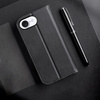 Etui Dux Ducis Hivo na iPhone 16e z klapką i ochroną RFID - czarne